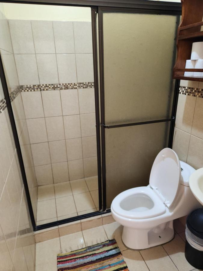 Family Hotel Puerto Viejo de Talamanca المظهر الخارجي الصورة