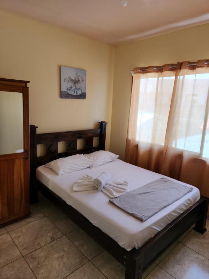 Family Hotel Puerto Viejo de Talamanca المظهر الخارجي الصورة